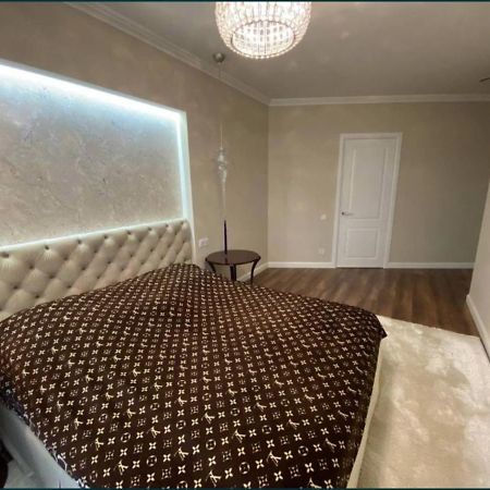 Lux 1-Bedroom Panoramic View Most City Center Area Dnipro Exterior foto